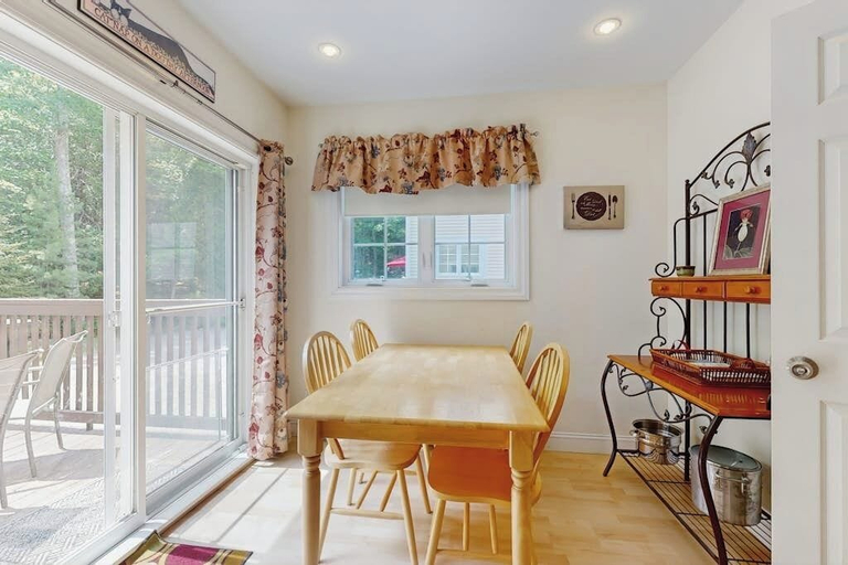 Interior, Ideally Located Home w/ Deck, Wifi & Washer/dryer - Walk Into Town & Acadia, Hancock