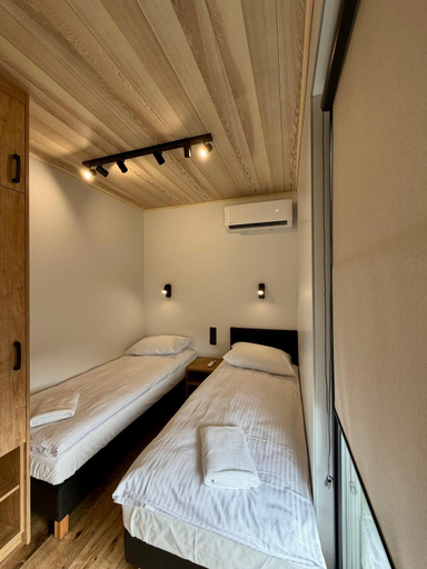 Bedroom 4, Przystan Carynska w Polanczyku, Lesko