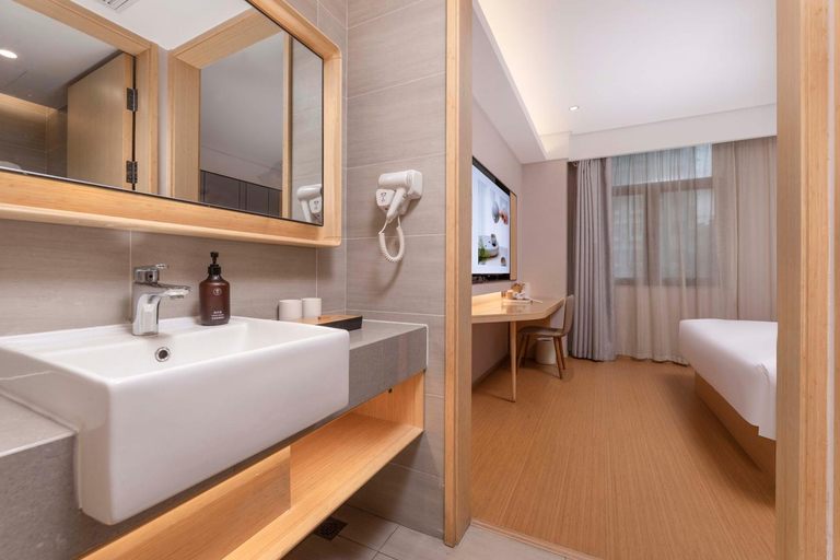 Bathroom 4, Ji Hotel Nanjing Hanzhongmen, Nanjing