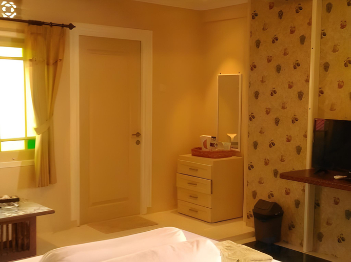 Bedroom 5, Family Hotel Gradia 2, Malang