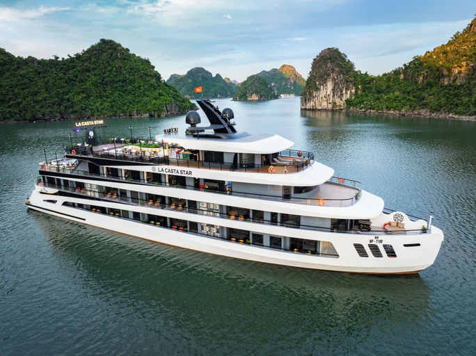Exterior 4, La Casta Star Cruise, Hạ Long