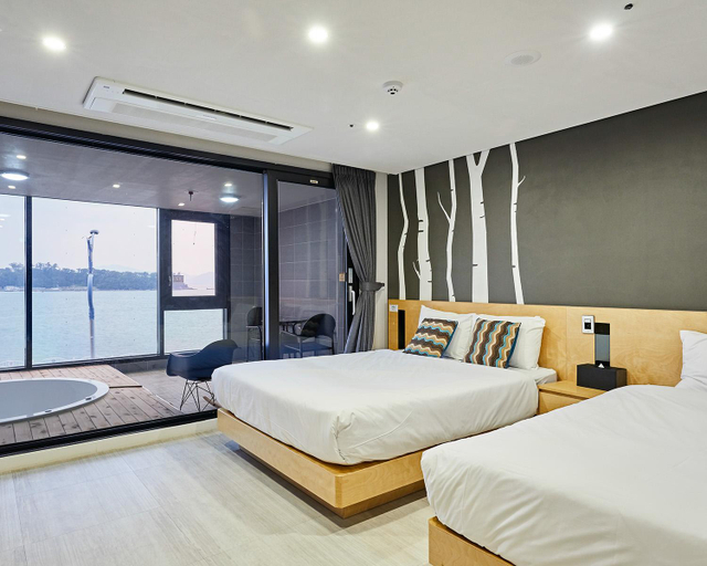 Bedroom 3, Arte Resort, Sacheon