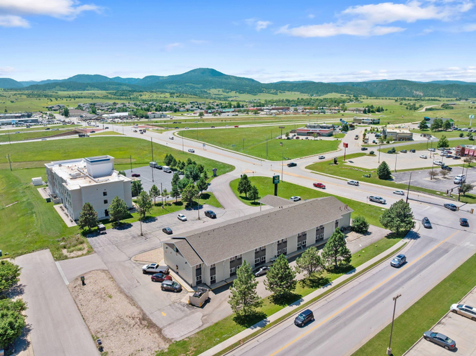 Exterior & Views 2, Quality Inn Spearfish I-90, Lawrence