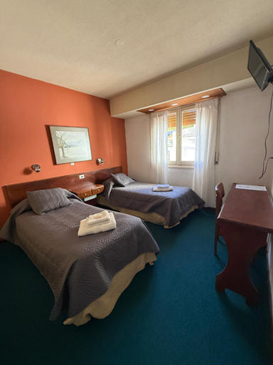 Bedroom 3, Hotel Crismalu - Centro, Lacar