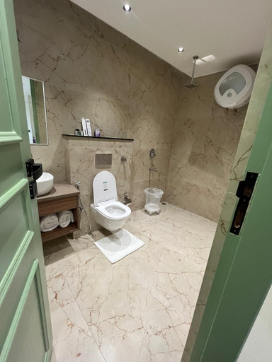 Bathroom 4, Hotel Central Park Inn, Dehradun