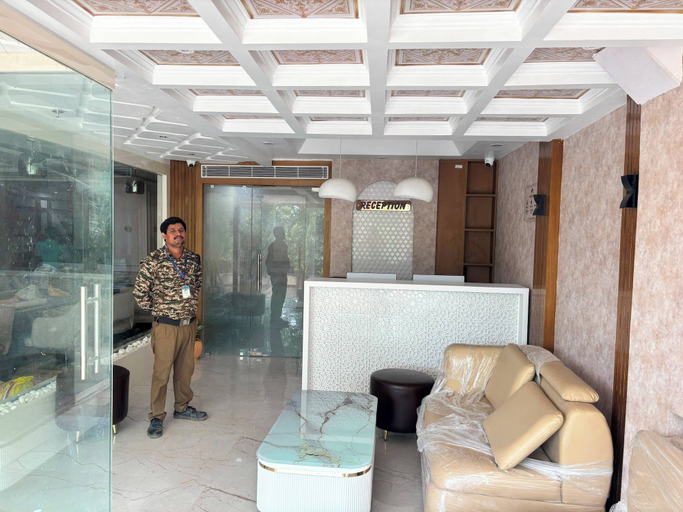 Lobby, Kaaizen Inn, Varanasi