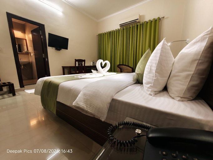 Bedroom 4, Arya International, Ernakulam