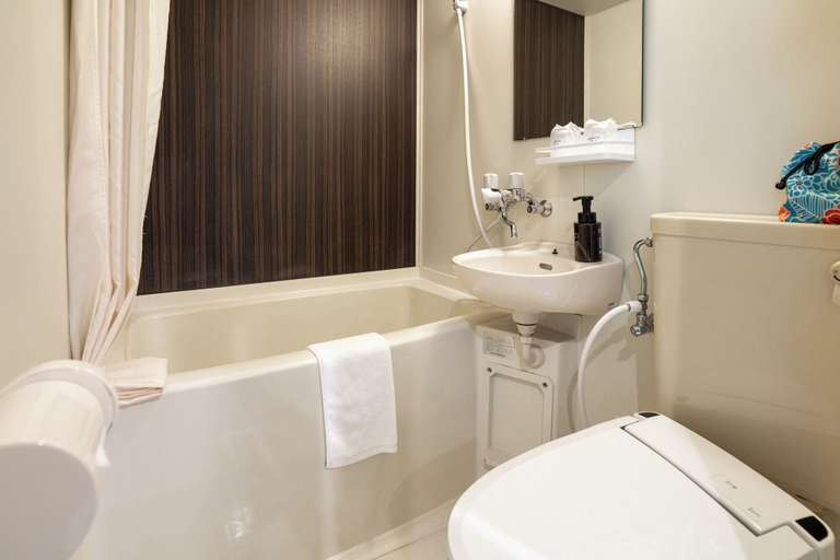 Bathroom 3, Onsen Guesthouse Tsutaya - Hostel, Hakone