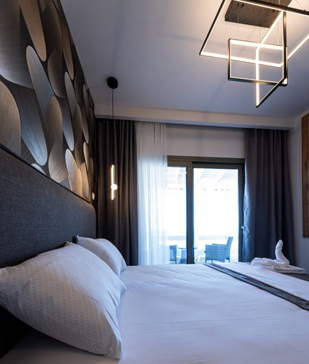 Room 2, Pefko Azure, Central Macedonia