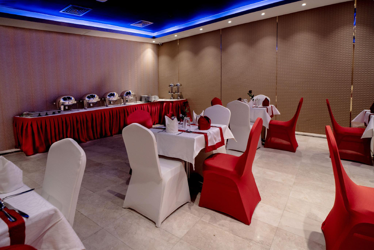 Food & Drinks 5, Raha Grand Hotel, Dubai
