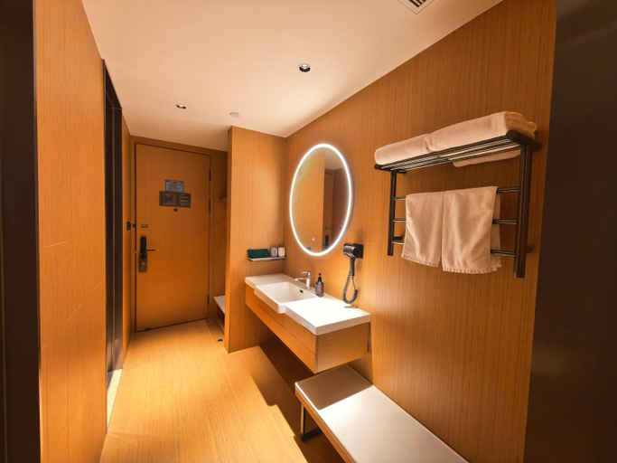Bathroom 4, Ji Hotel Wuhan Hankou Railway Station Square, Wuhan