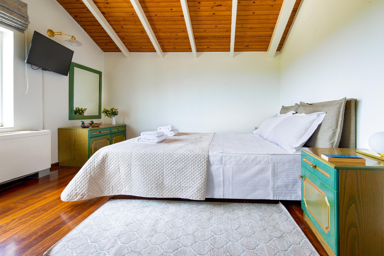 3, Villa Elihrisos-private heated pool near the sea, Crete