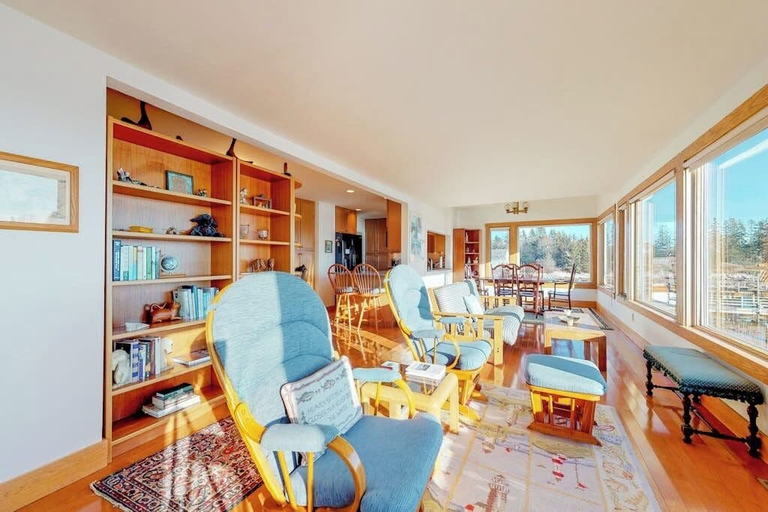Interior 4, Stunning Oceanfront Cottage w/ Private Deck and Atlantic Views, Lincoln