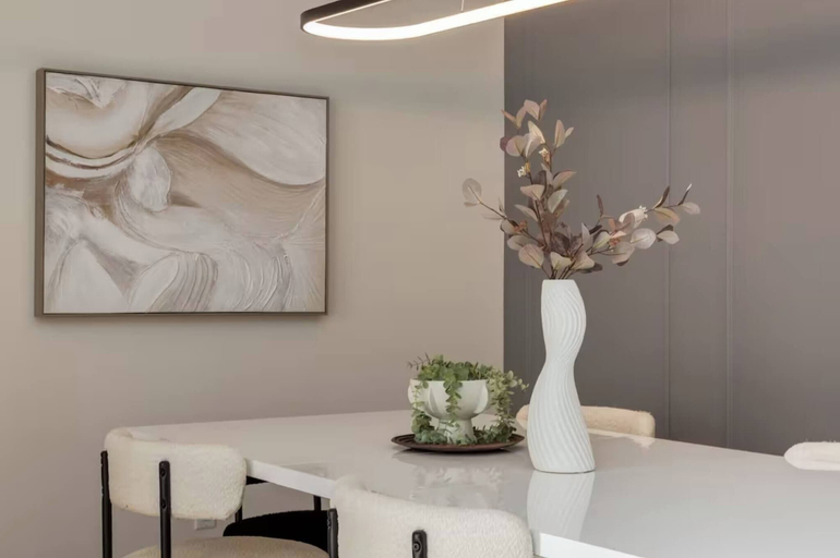 Dining room 5, Luxuria Vibe & Vogue 5 Bdrm Near Lake!, Division No. 6