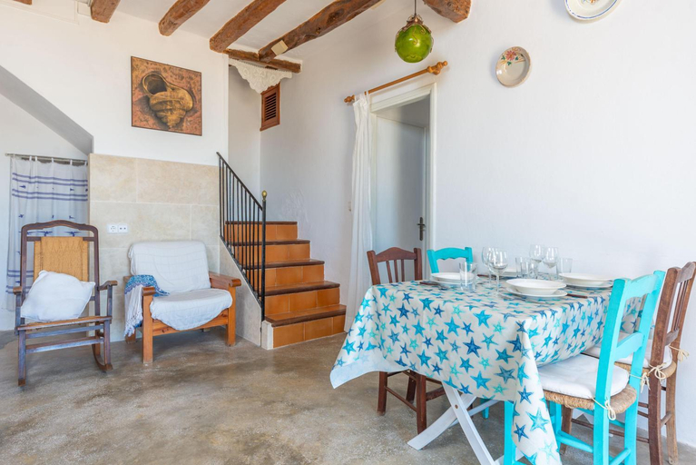 Facilities 2, Cas Padrins Portopetro, Baleares
