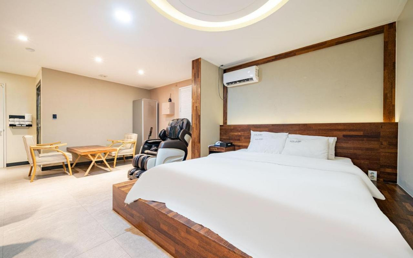 Bedroom 2, Incheon (Bupyeong) Byeolha Hotel, Gyeyang
