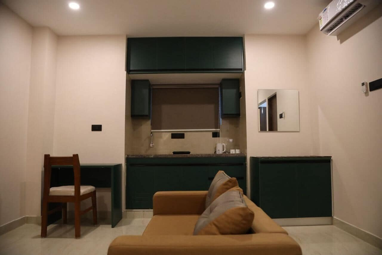 Living area 2, Heaven Crest - 1270 Suites  Stays, Kancheepuram