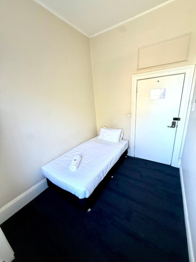 Others 4, Imperial Hotel Singleton, Singleton