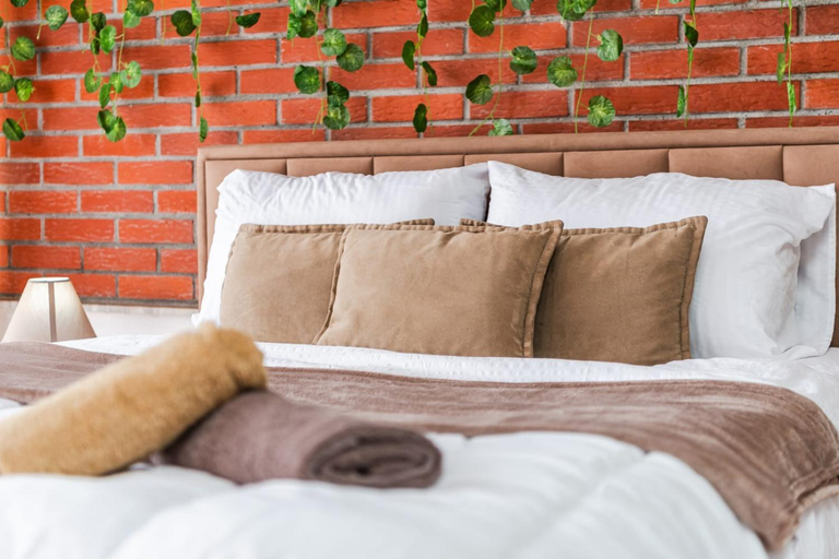 Bedroom 2, Vollga Promenade Apartments with Full Sea and Old Town View, Durrësit