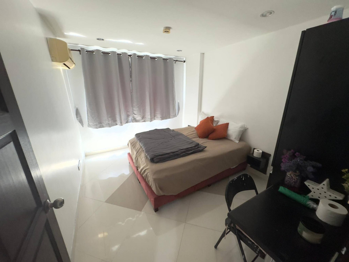 Room 2, Heaven of Pattaya!!!, Pattaya