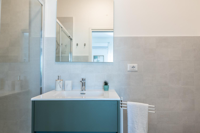 Bathroom 2, Ale Apartment Ostuni, Brindisi