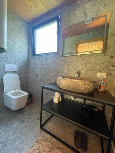 Bathroom 3, Villa Ujevara e vogel, Shkodrës