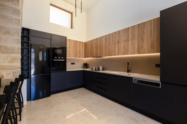 1, Villa Methorion Manor - With Private Pool, Crete
