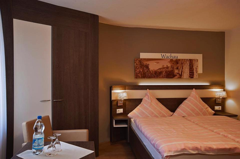 Bedroom 2, Hotel Gasthaus Huwer, Bernkastel-Wittlich