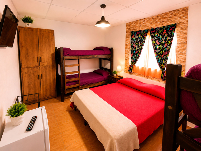 Bedroom 4, Estacion Mendoza Hostel, Capital