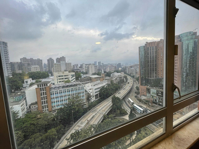 Others 5, Ming Court Hotel, Hong Kong Island