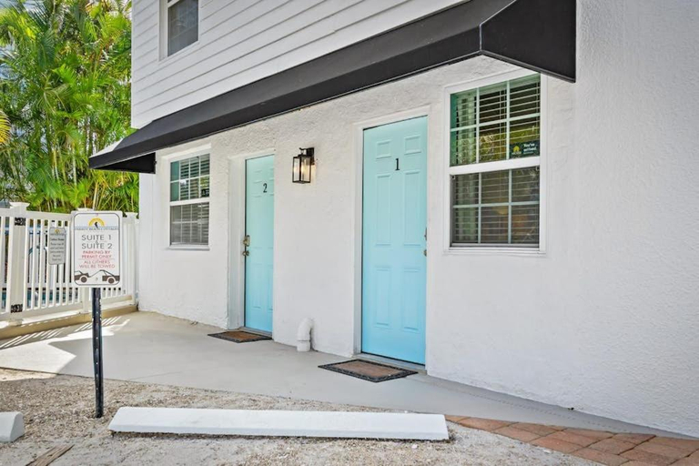 Others 1, Parrot Beach Cottages Suite #4, Sarasota