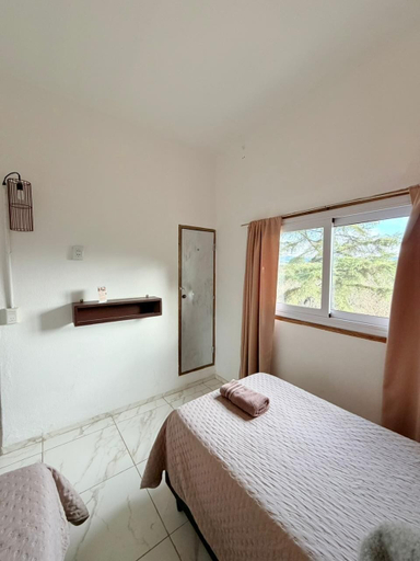 Bedroom 4, Carod Espacio Serrano, Colón