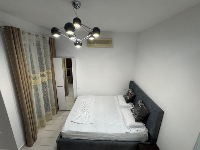 Bedroom 2, Amelia's house, Lezhës
