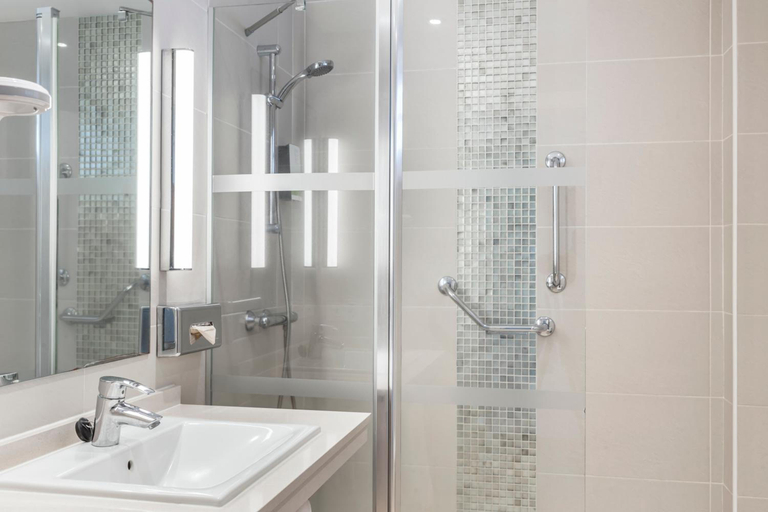Bathroom 4, Santa Barbara Golf & Ocean Club, Santa Cruz de Tenerife