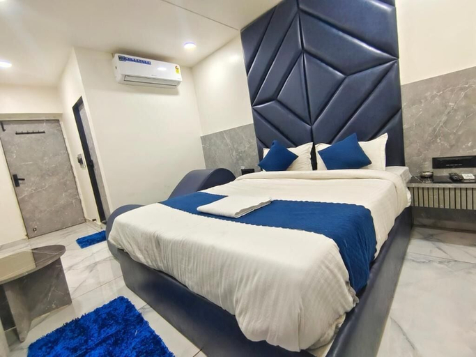 Room 3, Hotel Prime Sky, Ahmadabad