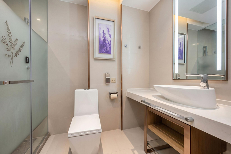 Bathroom 4, Lavande Hotels Shiyan Sanyan, Shiyan