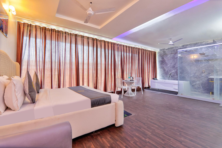 Bedroom 5, Hotel Twamev Peeragarhi, Delhi