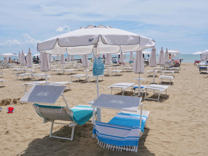Others 5, Acqua Marina - Nuovissimo affittacamere con angolo ristoro, Gorizia