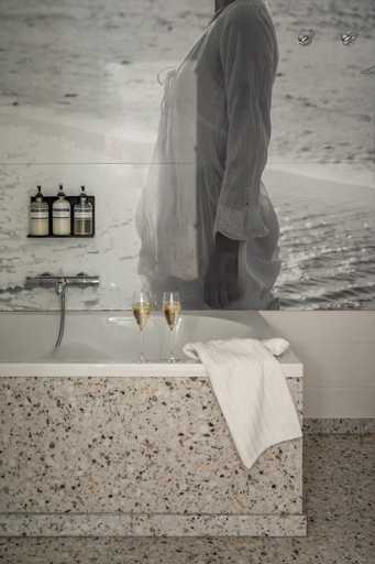 Bathroom, B&B Armalot by Julia, West-Vlaanderen