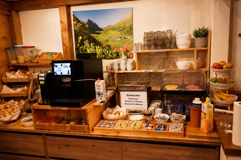 Food & Drinks 5, Alpinchalet Zigjam, Bludenz