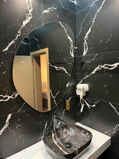 Bathroom, Hotel Tragjasi, Vlorës