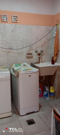 Bathroom, Hospedaje LA LUCIA, Tercero Arriba