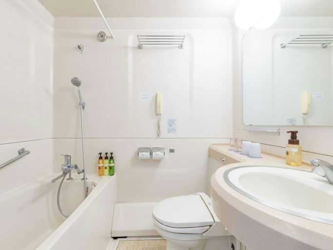 Bathroom 5, ART HOTEL Kagoshima, Kagoshima
