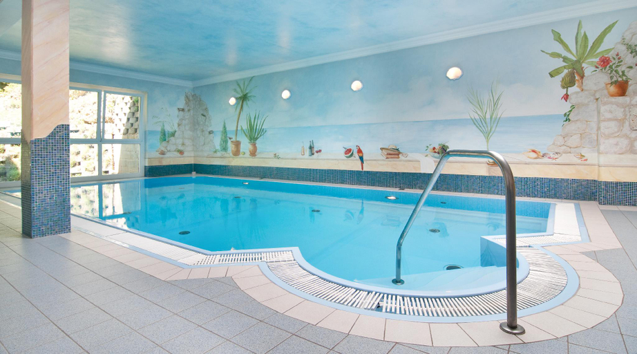 Swimming pool, Vitalhotel Sonnblick, Villach