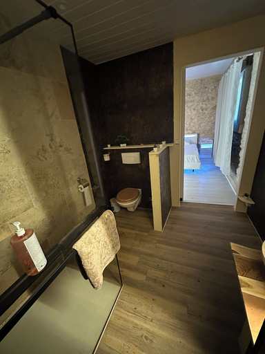 Bathroom 5, GREG HOUSE, Gard