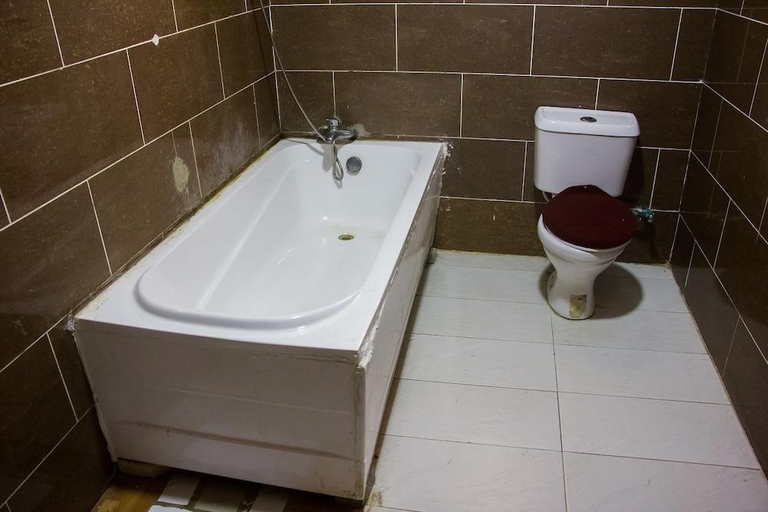 Bathroom 3, Ken Kol Apartments and Suites, Eti-Osa