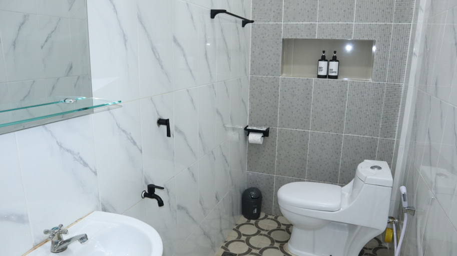 Bathroom 3, Cataleya Homestay Lagoi Bintan, Bintan Regency