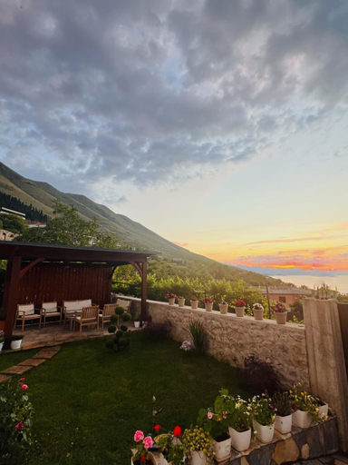 Others 5, Aloha House, Shkodrës