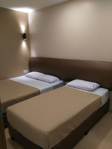 Bedroom 5, The Pines Hotel, Cameron Highlands