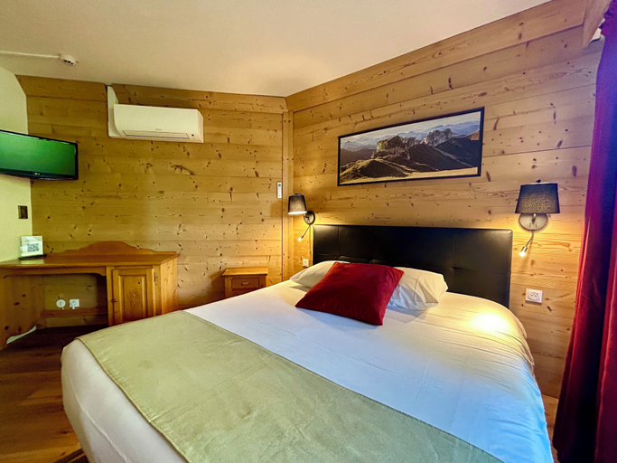 Living area 2, Résidence les Thermes Côté Chalet, Haute-Savoie